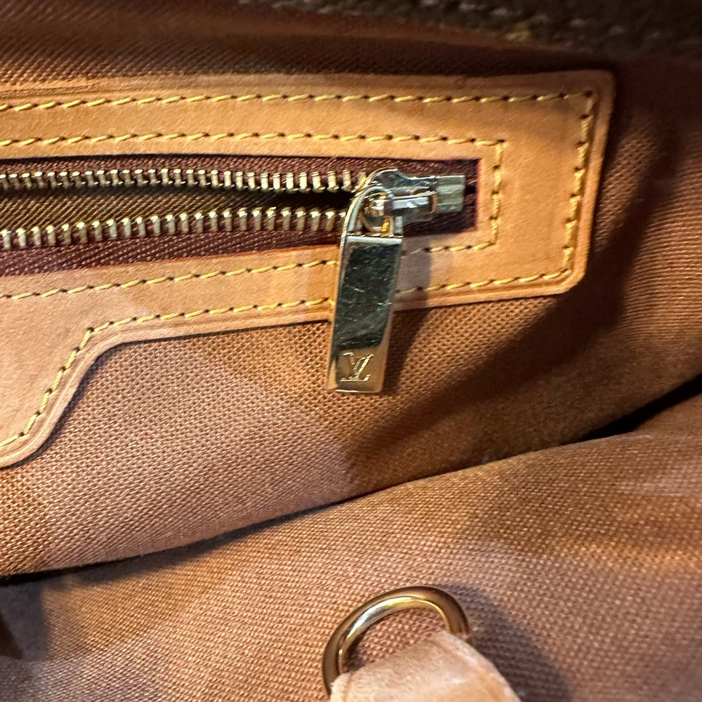 Louis Vuitton Monogram Canvas Tote in Brown and Tan Leather Trim - Picture 14 of 15
